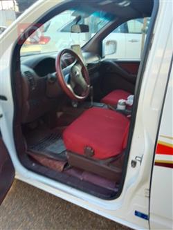 نيسان نافارا